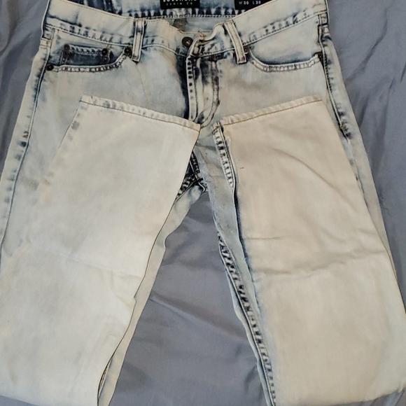 Bullhead Denim Co Jeans - Picture 2 of 3